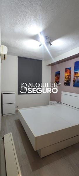 Foto 2043a1d0-4c30-40ff-acbc-834516cce970. Rent flat with heating in San Isidro Getafe