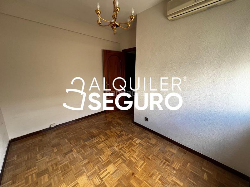 Foto 4728ec28-a8e3-4c85-b391-fd9b5411b9e1. Rent flat with heating in Fuente del Berro Madrid