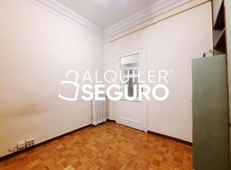 Foto 493c8791-0a31-4141-8bfc-8be3df2918a2. Rent flat with heating in Quintana Madrid