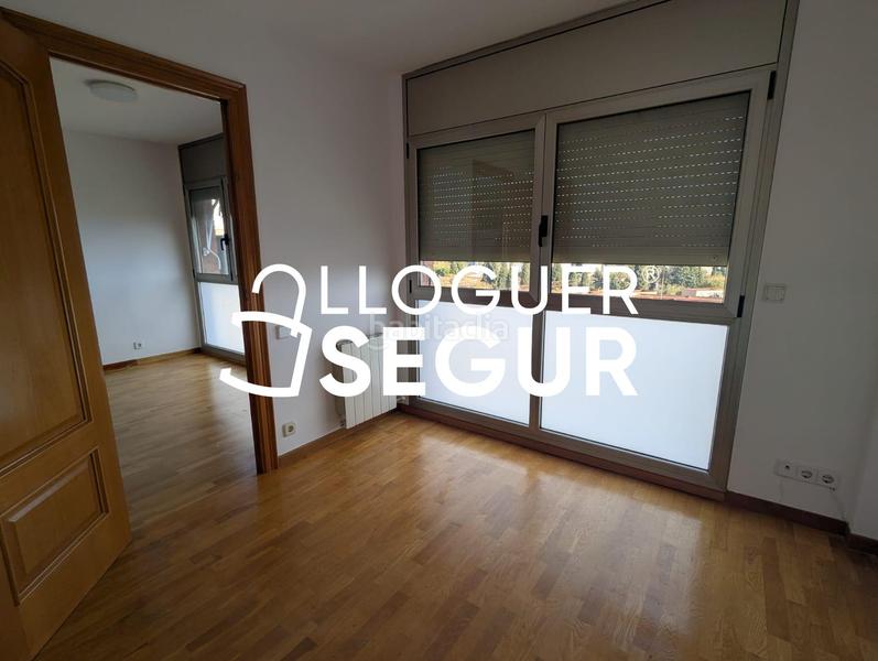 Foto 06459ba5-7c5d-4893-98bd-8871546ea8e1. Rent flat with heating in Porta Barcelona