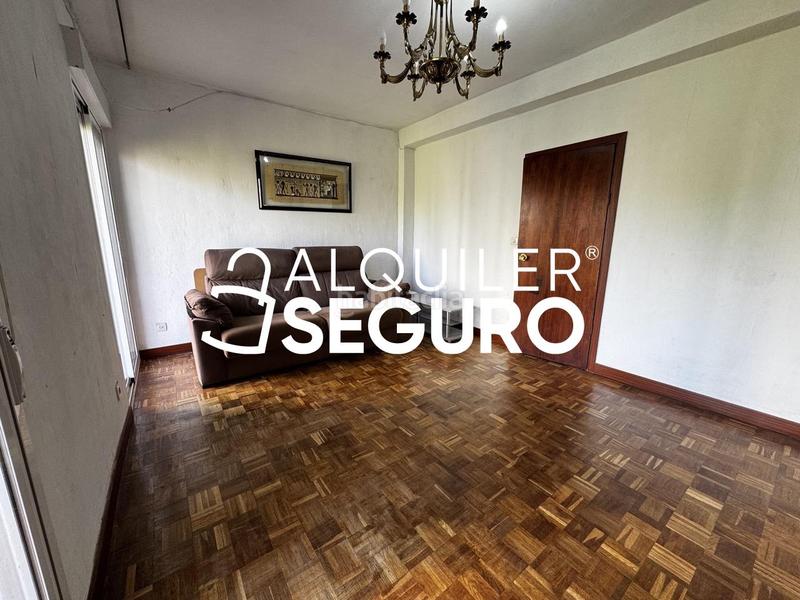 Foto 07d8418b-b902-4e42-92e7-78b9dfb14ff6. Miete etagenwohnung mit heizung in Aluche Madrid