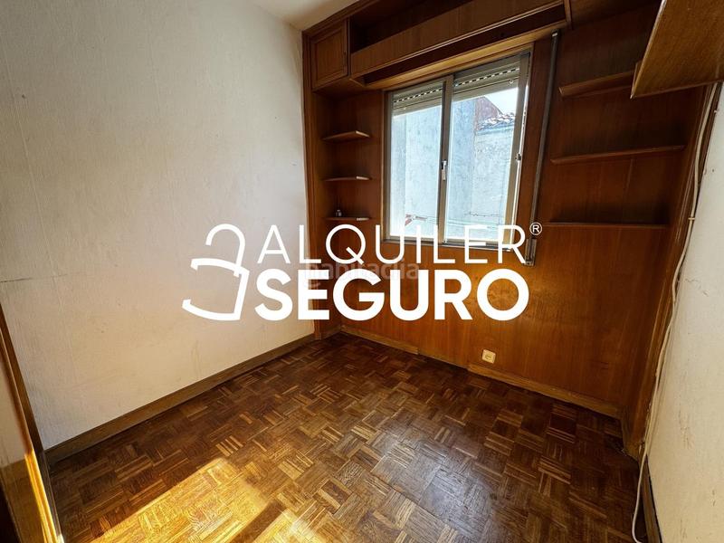 Foto 298a2bdd-6a22-4f3d-8671-41d0823e7df4. Miete etagenwohnung mit heizung in Aluche Madrid
