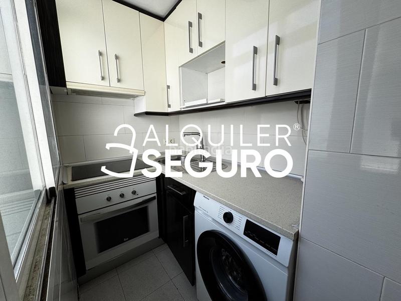 Foto 7400371a-02a7-4970-a8b5-f842588b6ba5. Miete etagenwohnung mit heizung in Aluche Madrid