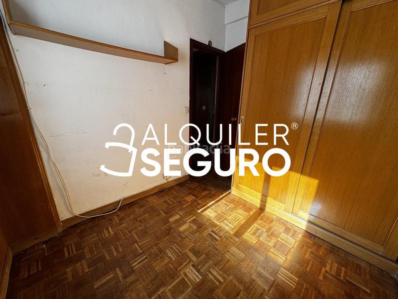 Foto d29f144f-d2a4-45bd-9e1a-8e69cb37cdfd. Rent flat with heating in Aluche Madrid