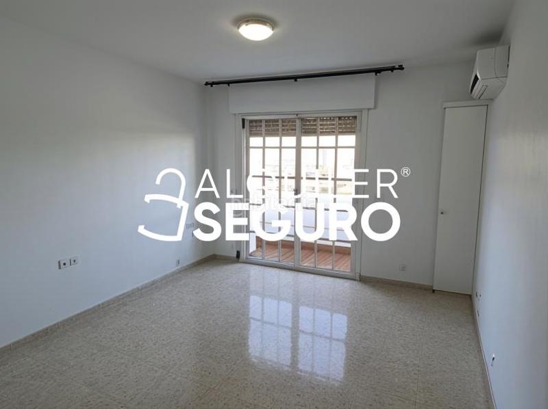 Foto af8f5ab3-502f-4363-bbdd-d615f3d923ab. Location appartement avec parking piscine dans La Hacienda - Nueva Andalucía Dos Hermanas