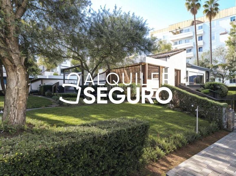 Foto f14cd496-1147-480a-b456-e014bb67c858. Location appartement avec parking piscine dans La Hacienda - Nueva Andalucía Dos Hermanas