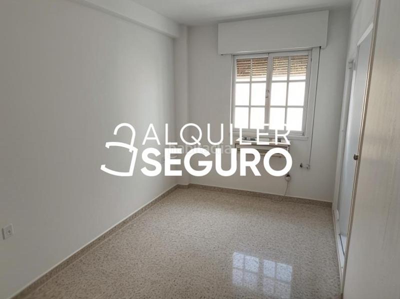 Foto d19ffa99-7e4b-4601-b891-642fce82afe9. Rent flat with parking pool in La Hacienda - Nueva Andalucía Dos Hermanas