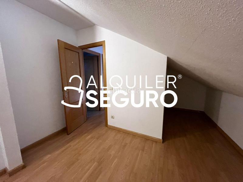 Foto fe43bcfb-5bd3-426e-ae3a-26c0a51fb613. Affitto attico con riscaldamento in San Diego Madrid