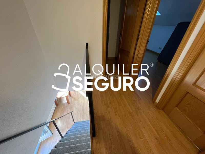 Foto 1066294d-e10b-4612-821b-f2ab8bf14fbc. Location attique avec chauffage dans San Diego Madrid