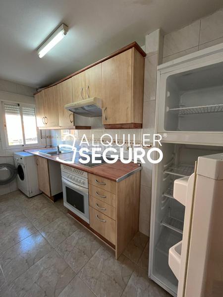 Foto a991e32a-5785-4e10-bf01-75936f36b0dc. Miete dachwohnung mit heizung in San Diego Madrid