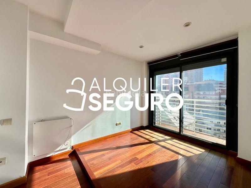 Foto 153c5c2f-b6a8-4241-9a52-b88269776baf. Alquiler ático  c de bravo murillo en Cuatro Caminos - Azca Madrid