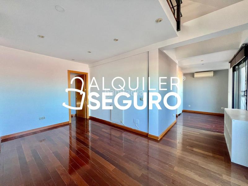 Foto 8c44b99f-1888-4b00-944c-426e99a9aefc. Location attique avec chauffage parking dans Cuatro Caminos - Azca Madrid