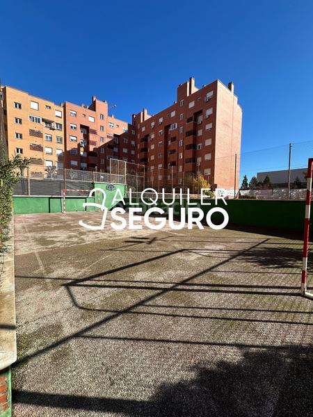 Foto 057a9499-6452-4572-a42c-1b9d353ba75c. Location appartement avec chauffage parking dans Ambroz Madrid