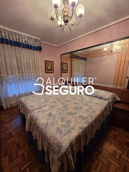 Foto 159f064b-ef78-43f4-94bc-de60bdaf8c05. Alquiler piso  c ikea en Aldekoena-Artatzagana-Sarriena Leioa