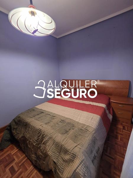 Foto 740af273-04ab-4669-bb0b-e667536aa6c1. Alquiler piso  c ikea en Aldekoena-Artatzagana-Sarriena Leioa