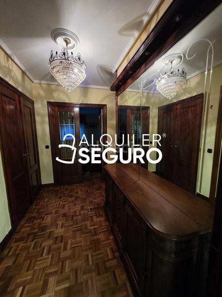 Foto 20a5aab5-9e27-4be2-be58-59936e98f969. Rent flat with heating in Centro Urbano-Hirigunea Leioa