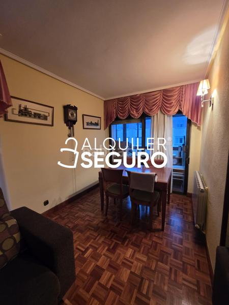 Foto bafb5011-c814-429d-82d4-0fc8c759eaa1. Rent flat with heating in Centro Urbano-Hirigunea Leioa