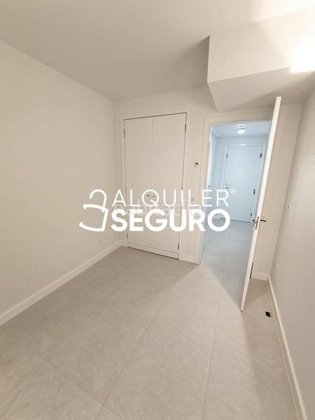 Foto 1a66027f-98ec-4191-8b7d-d5d0a94ccc53. Rent flat with heating parking pool in Estación-Parque O´Donnell Alcalá de Henares