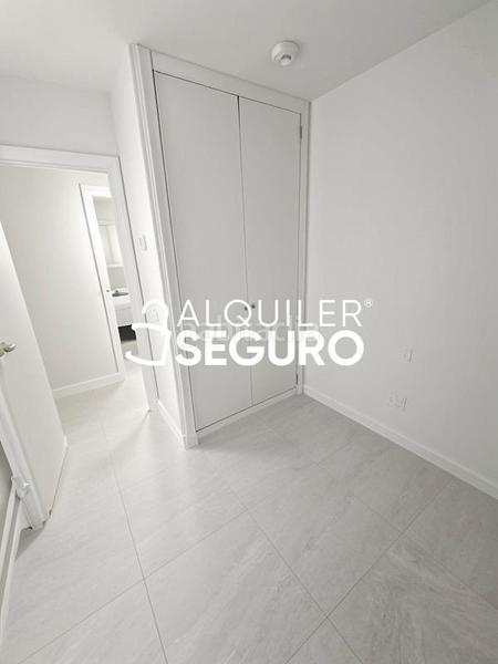 Foto 1e78f230-6379-4709-a9da-c04d59188685. Rent flat with heating parking pool in Estación-Parque O´Donnell Alcalá de Henares