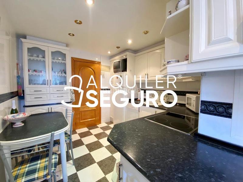 Foto 8839863c-dd1f-425b-aafa-d43b42865067. Lloguer pis amb calefacció a Santa Eugenia Madrid