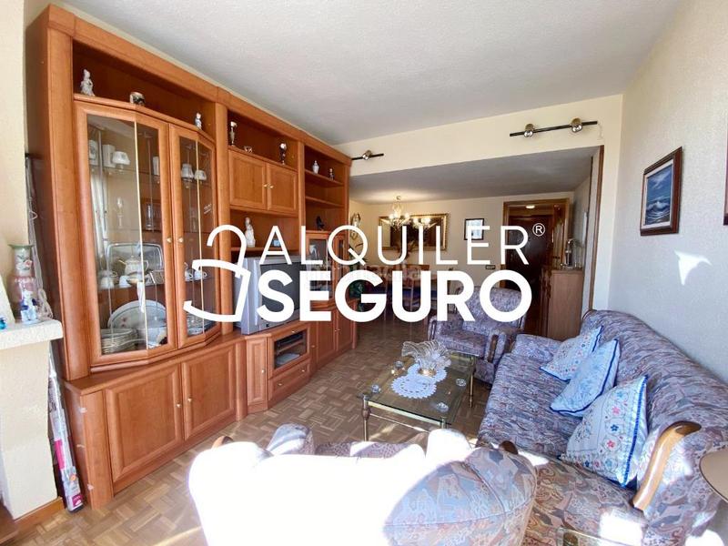 Foto cfcc77f4-bfea-49cd-900e-a41706821559. Lloguer pis amb calefacció a Santa Eugenia Madrid