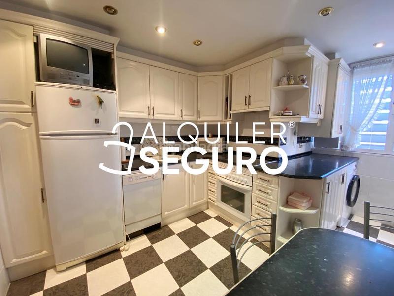 Foto d7a09373-4589-4363-884d-0fce4054b854. Lloguer pis amb calefacció a Santa Eugenia Madrid