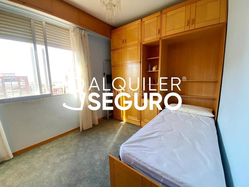 Foto f747e033-ddf5-401c-9944-e079049b97cf. Lloguer pis amb calefacció a Santa Eugenia Madrid