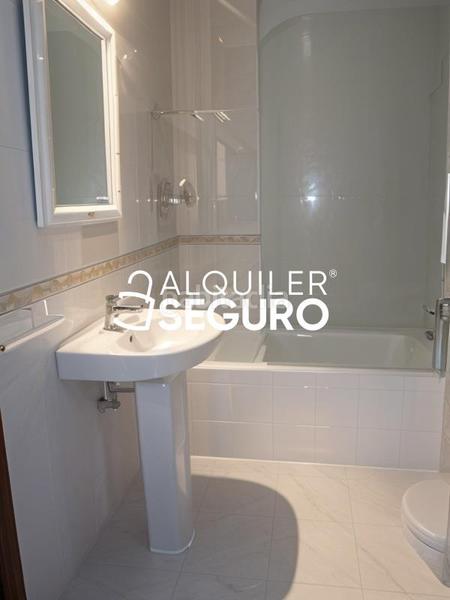 Foto 46a15e00-57ba-448b-be67-7a446c7fd7e5. Location appartement avec chauffage dans Pilar Madrid