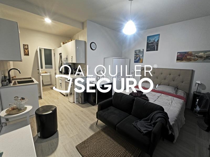 Foto e16b9bc7-7b66-436e-b7f0-b9bdef1fa723. Lloguer estudi amb calefacció a Prosperidad Madrid