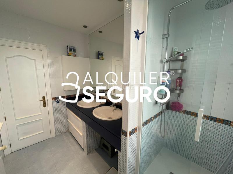 Foto 6e3fff07-60d2-47b8-9692-13a11c4e5317. Rent flat with heating in Puerta del Ángel Madrid