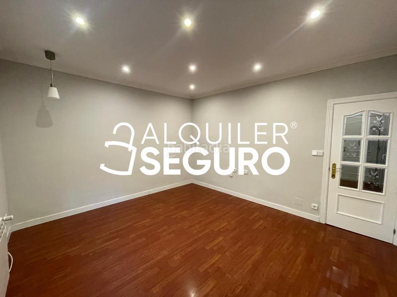 Foto dc62d989-4900-477c-8312-576f78657598. Rent flat with heating in Puerta del Ángel Madrid