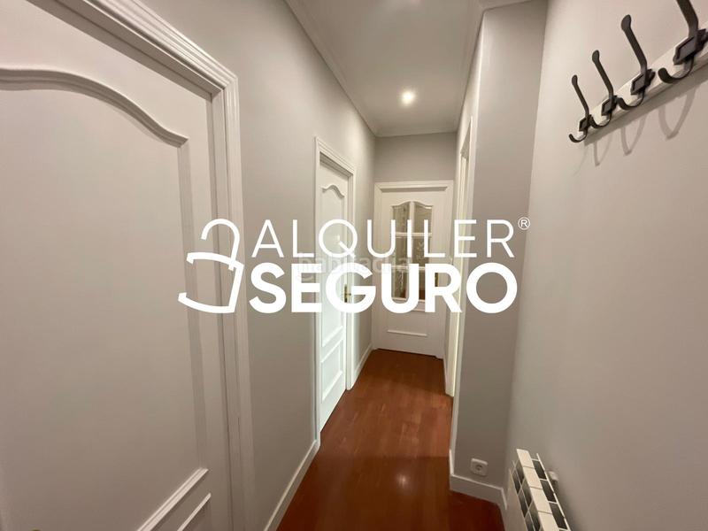 Foto dcbcd2c0-154f-4ed2-b775-55d42632fdb0. Rent flat with heating in Puerta del Ángel Madrid