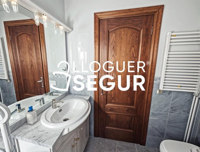 Foto 2a76eda6-0256-4a59-8d64-f68269d99455. Rent flat with heating in Sant Llorenç Terrassa