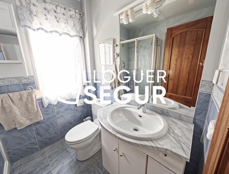 Foto a4952daf-1461-48fb-8d90-a31ab8d6253c. Rent flat with heating in Sant Llorenç Terrassa