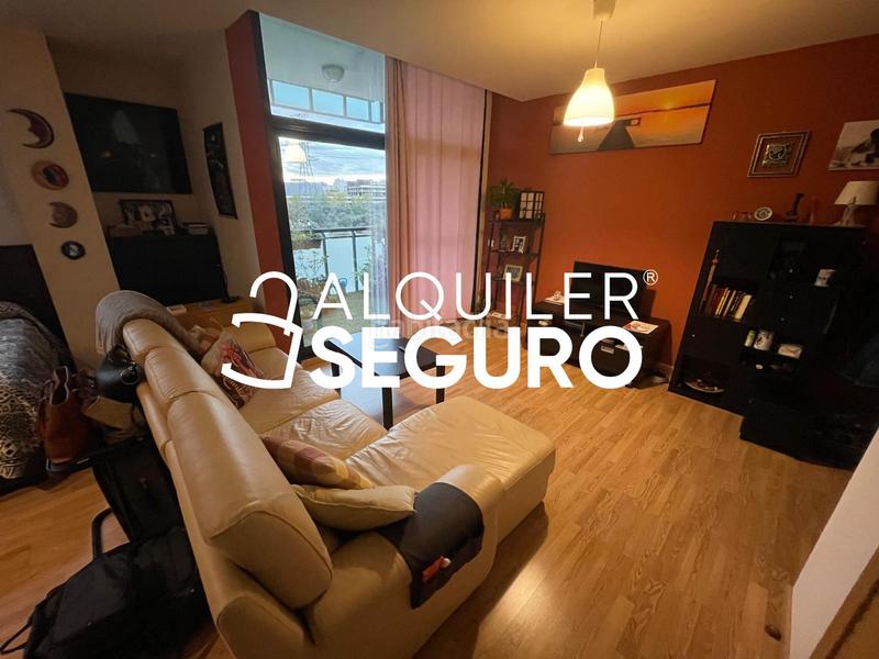 Foto 72aa9419-8c71-411b-8051-502c4ad443dd. Alquiler loft  av. del puente cultural en Dehesa Vieja-Puente Cultural San Sebastián de los Reyes