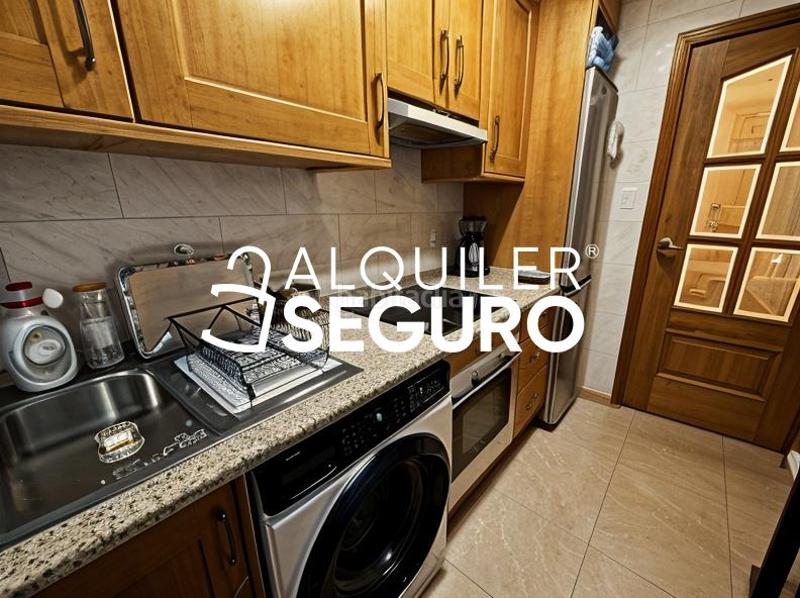 Foto 321081bd-2ba5-4a0f-bfd5-83c0e7871010. Rent flat with heating in Ciudad Universitaria Madrid