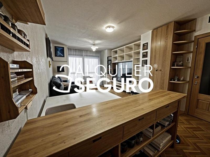 Foto db3087ee-a709-4bb0-b4bf-33c68dc66bf8. Location appartement avec chauffage parking dans San Isidro Madrid