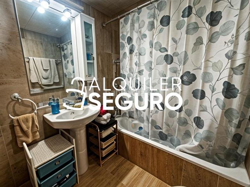 Foto e908ff3e-3a83-416a-ae46-ffcd68dbc3cf. Location appartement avec chauffage parking dans San Isidro Madrid