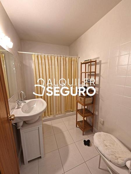 Foto 85f45e9f-5f50-434b-800b-4052ad825cc7. Affitto appartamento con riscaldamento in Embajadores-Lavapiés Madrid