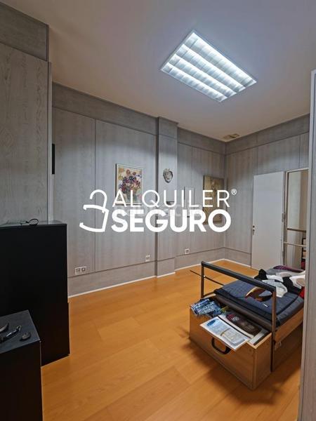 Foto 7fdb7db3-3d93-4afb-b3dd-ad6c59d833d9. Lloguer local comercial a Carlos Ruiz Collado Villalba