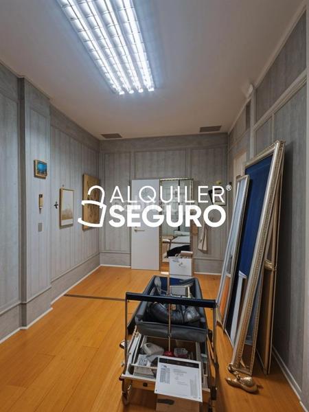 Foto 3816327d-db0f-421d-b70b-1ff65d701129. Location local commercial dans Carlos Ruiz Collado Villalba