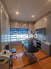 Geschäftsraum in Calle Pardo de Santallana