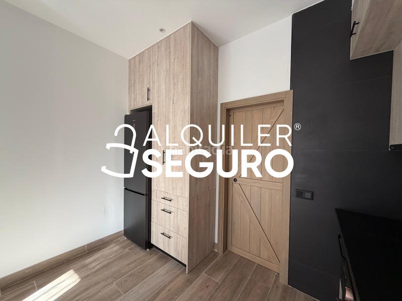 Foto c8f7f1e4-72f2-46aa-ae3e-61037a713d22. Alquiler piso  c doña romera en San Isidro Getafe