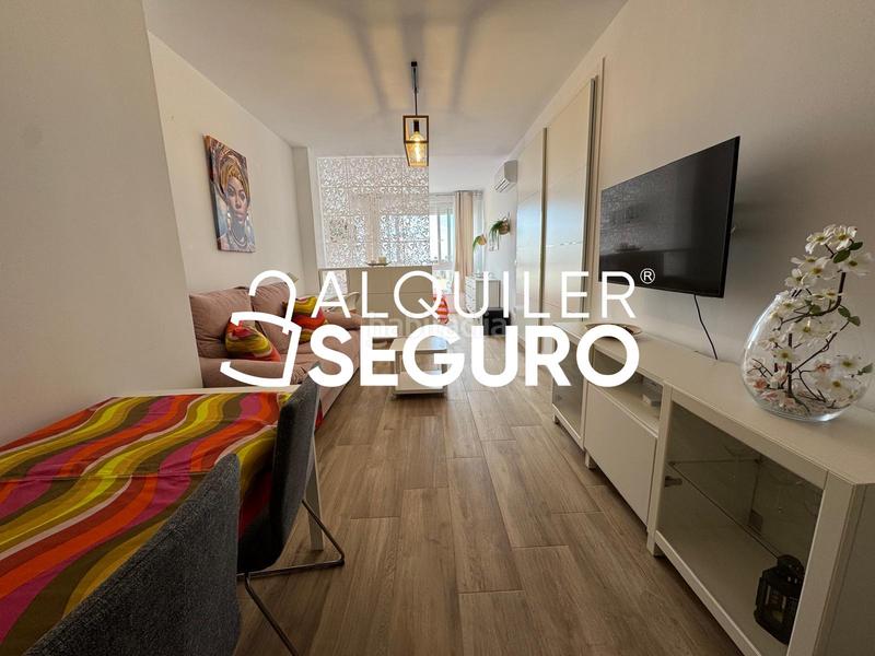 Foto 64aeaede-8da4-44b5-82cb-70c7ca456e38. Affitto appartamento in Manantiales-Estación de Autobuses Torremolinos