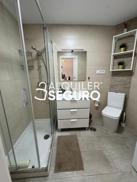 Foto 9d8958d1-1d9b-43a4-9d0d-92a5d4cab8ad. Miete etagenwohnung in Manantiales-Estación de Autobuses Torremolinos