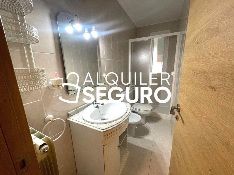 Foto 4e209e82-83c0-4481-bb3d-d5871d437530. Alquiler piso  c servando batanero en Ventas Madrid