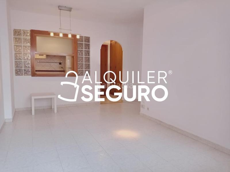 Foto 9809bf35-53d5-4d16-baf7-34e13d99d47c. Alquiler piso  c matilde diez en Ciudad Jardín Madrid