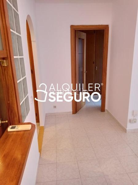 Foto c7cdad5a-d06d-48f0-9252-448082877fec. Alquiler piso  c matilde diez en Ciudad Jardín Madrid