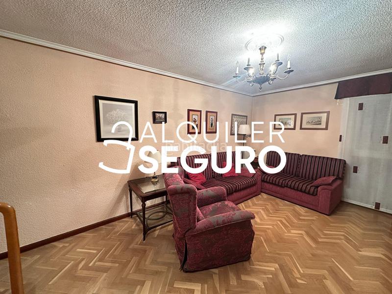 Foto 8f45b7d7-9da8-4537-a107-8c333f52d45d. Rent flat with heating in Vinateros Madrid