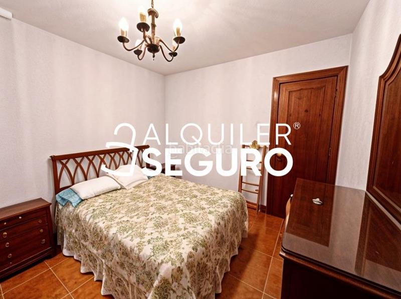 Foto 41f29000-0276-499a-91b0-72fe59d689a5. Alquiler piso  pl. de tuy en Pilar Madrid